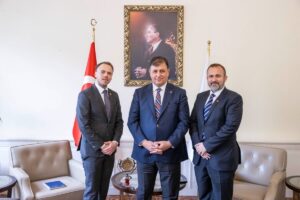 İzmir Büyükşehir Belediye Başkanı Dr. Cemil Tugay, Bremen’de iş sahasının
