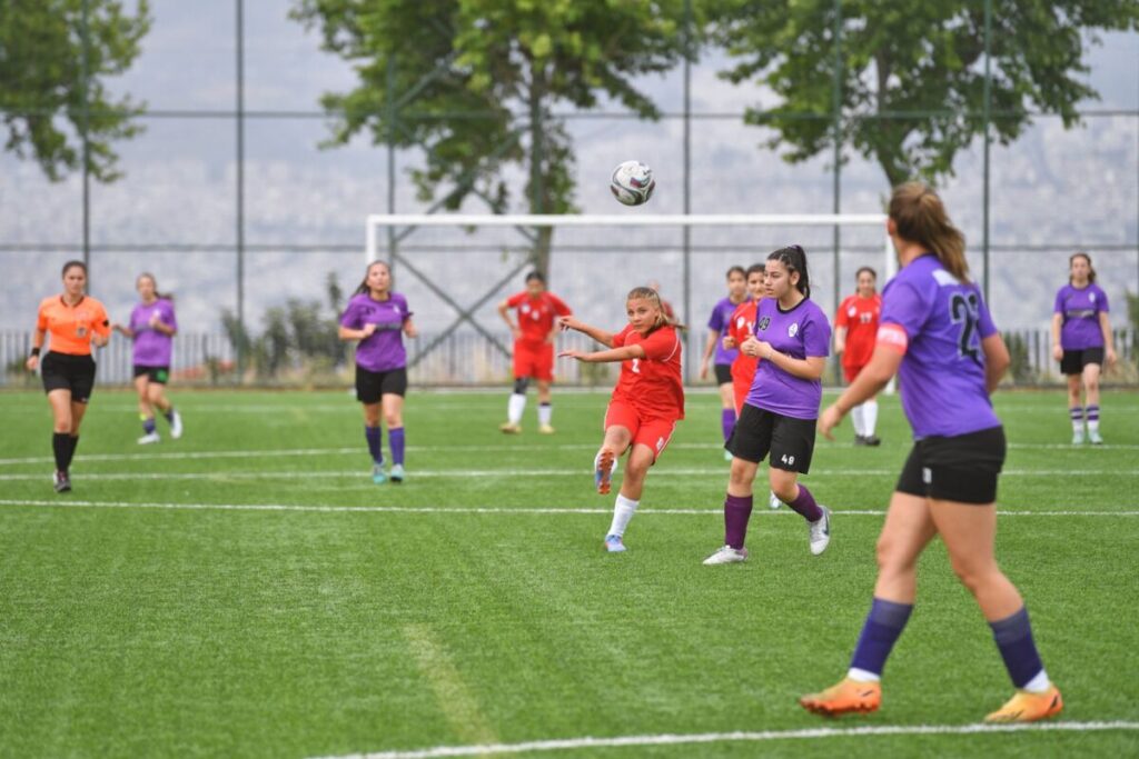 Kadınlar 17 Yaş Altı Futbol Turnuvası