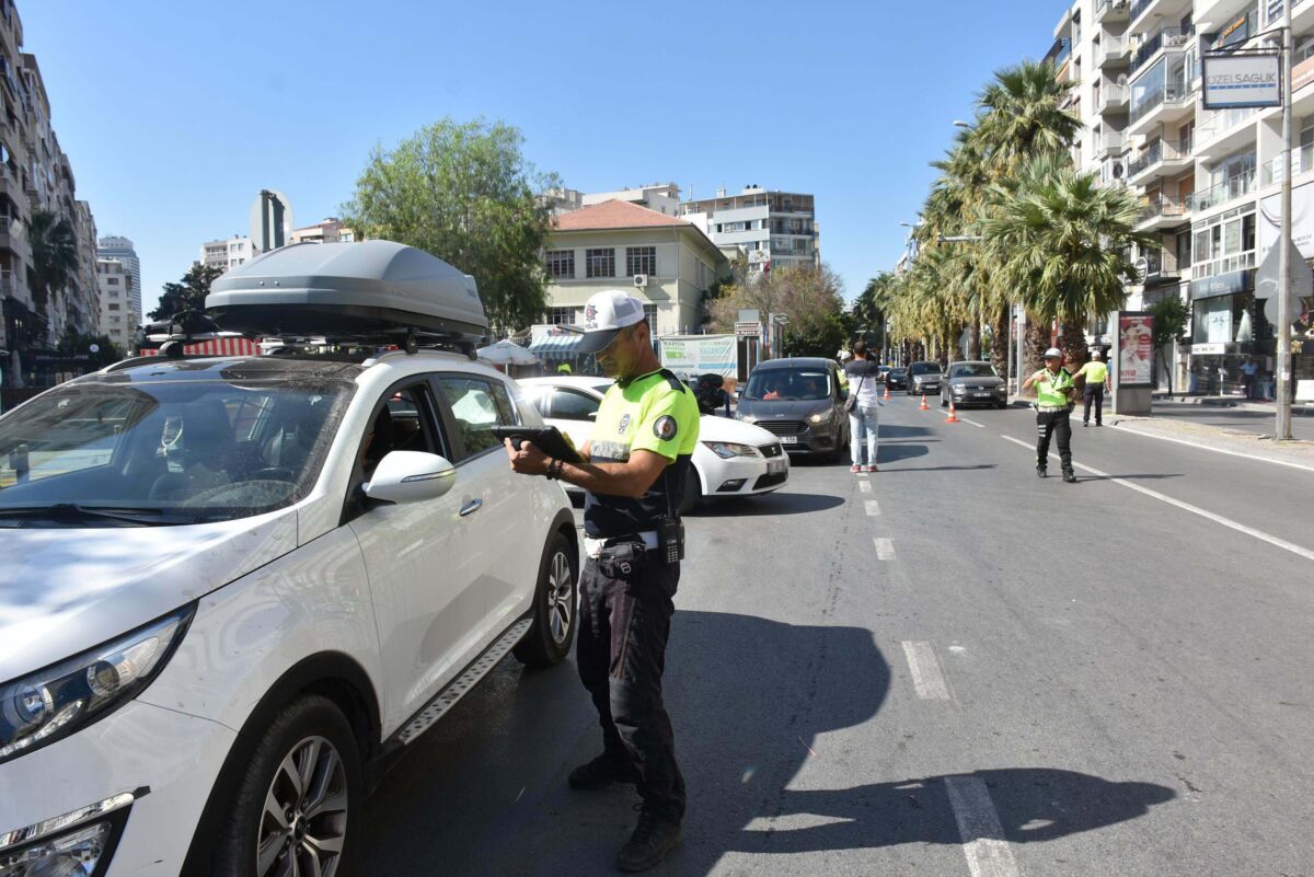 Seferihisar İlçe Emniyet Müdürlüğü ekipleri dün Hıdırlık Mahallesi Necat Hepkon