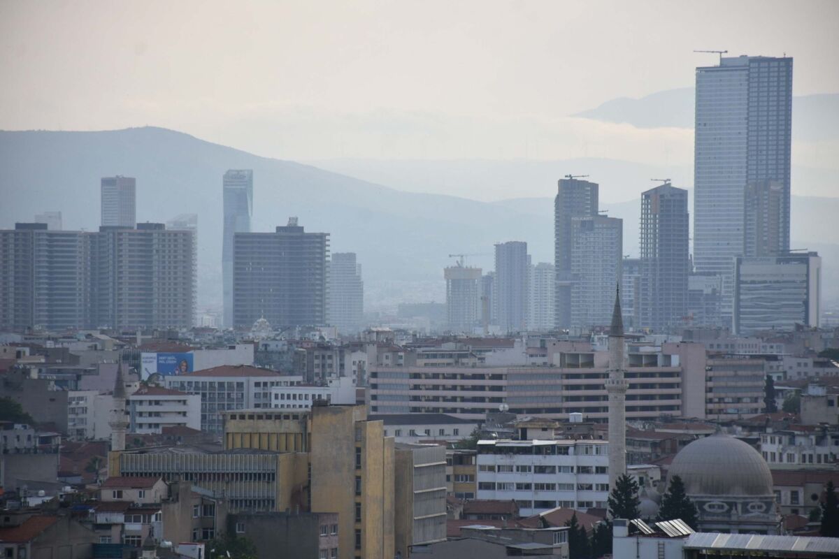 İzmir’de çöl tozu etkili oldu