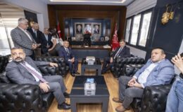 CHP heyeti ve Başkan Tugay MHP İzmir’de: ‘Uzlaşı, görüş alışverişi içinde hareket edeceğiz’