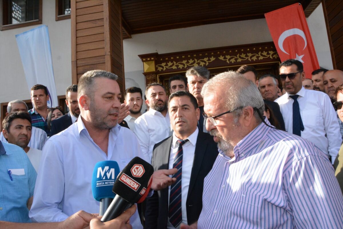 Yunusemre’nin eski belediye başkanının eşyalarını almak için gönderdiği kişi belediyeye alınmadı
