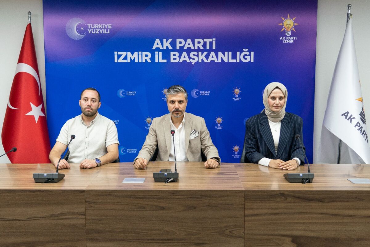 AK Parti İzmir İnsan Hakları Başkanı Halit Aydın Kayacan, 27