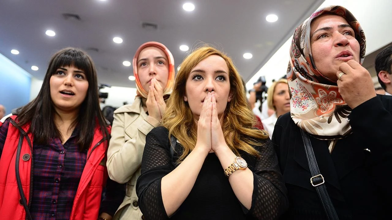 Milli Eğitim Bakanlığı, 20 Bin Sözleşmeli Öğretmen Ataması Başvuru Detaylarını