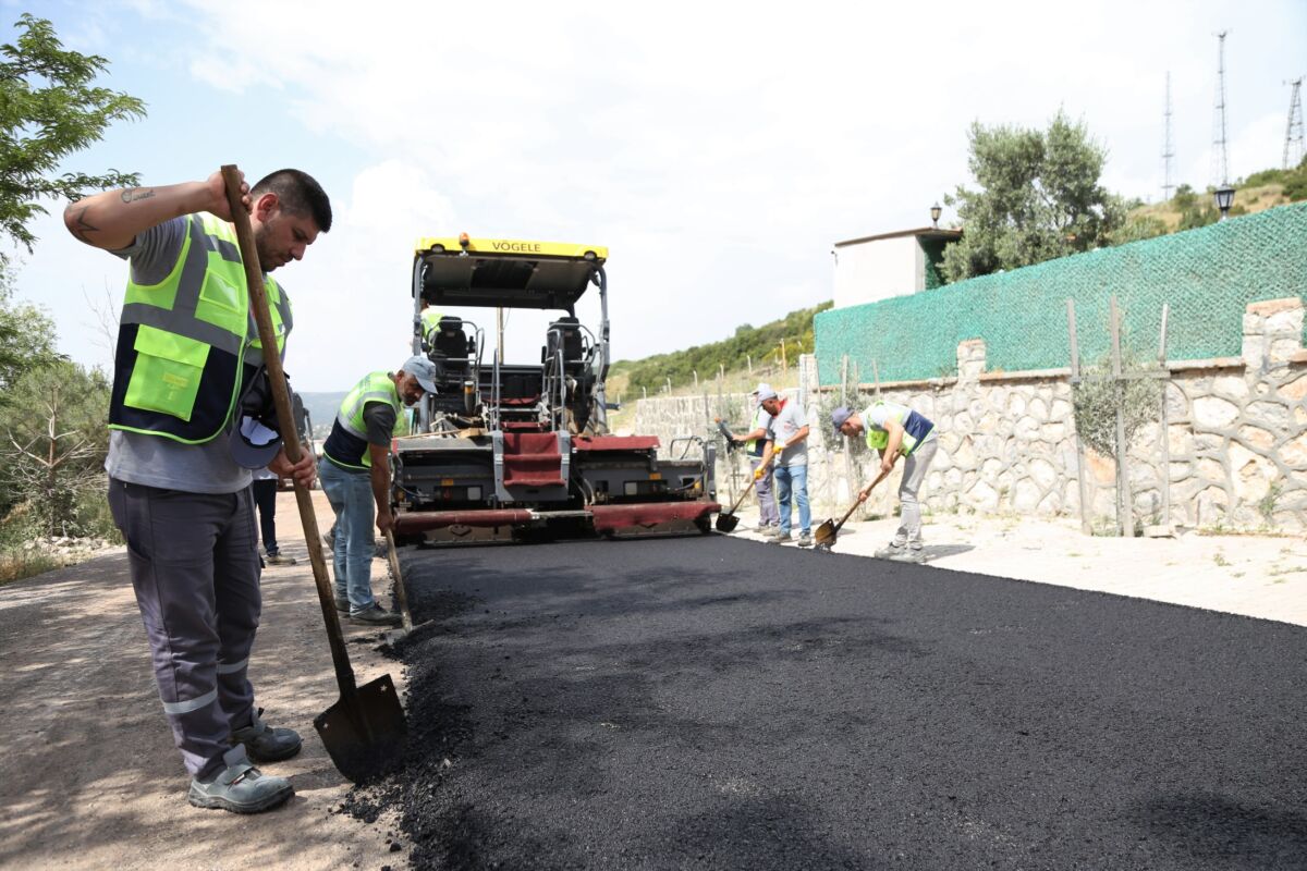 Bornova Belediyesi Beşyol Mahallesi’nde kapsamlı bir çalışma başlattı. Öncelikle Beşyol’a