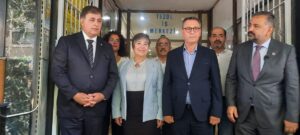 DEMOKRAT GÜNDEM- İzmir Büyükşehir Belediyesi (İzBB) Başkanı Cemil Tugay ve