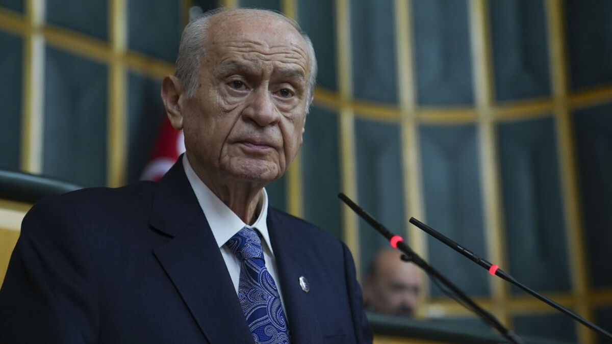 Bahçeli: Emeklilerin beklentilerini karşılayacağız MHP Genel Başkanı Devlet Bahçeli, emeklilerin taleplerini karşılayacaklarını belirterek, “Her