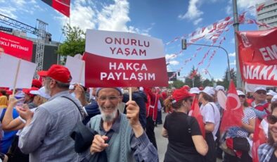 Emekliler Ankara’da buluştu: ‘Krizin bedelini biz ödemeyeceğiz’