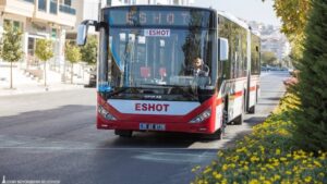 İzmir’de ESHOT Genel Müdürlüğü tarafından yapılan duyuruya göre, şehirdeki otobüs