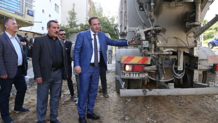 Bornova’da hizmet tam gaz: Başkan Eşki Altındağ’da beton yol yenileme denetiminde