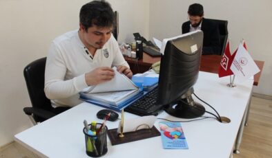 İzmir’de engelli istihdamı masaya yatırılıyor: Otizmlilerin uyumu için iş koçu desteği