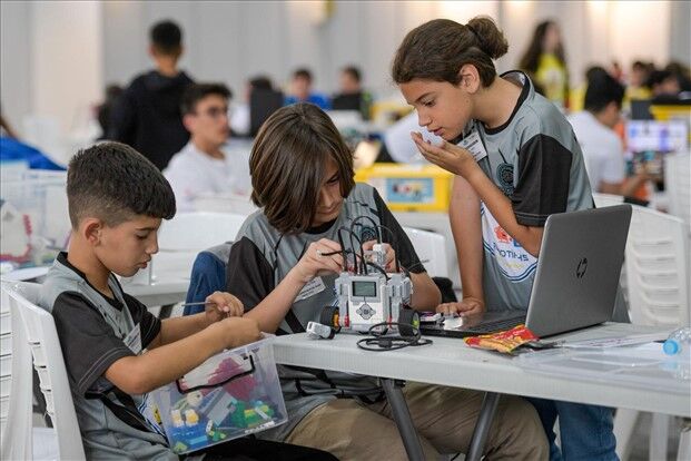 İzmir Dünya Robot Olimpiyatı Finaline ev sahipliği yapacak: Kazananlar belli oldu