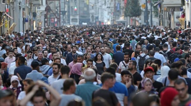 Türkiye’de genç nüfus azalıyor: Şehirlere göre durum ne?