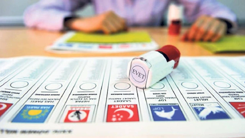 Yerel seçimlerde oy düşüşü yaşayan AK Parti’nin oyları hangi partilere gitti?