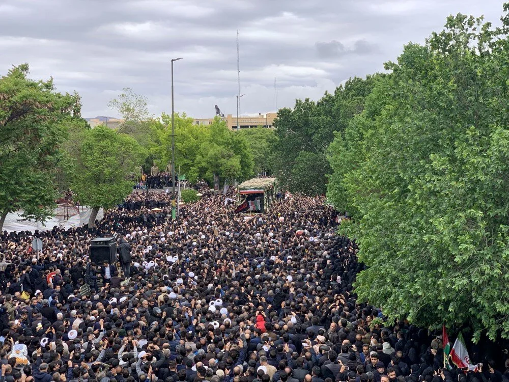 İran, helikopter kazasında hayatını kaybeden Cumhurbaşkanı İbrahim Reisi ve diğer