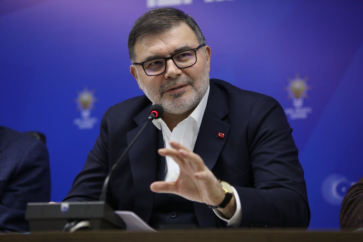 AK Parti İzmir İl Başkanı Bilal Saygılı, Karşıyaka Belediyesi’ndeki haciz