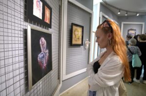 Sanat dostu Bornova Belediyesi, özel bir sergiye ev sahipliği yapmaya