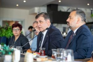 İzmir Büyükşehir Belediye Başkanı Dr. Cemil Tugay, CHP İzmir İl