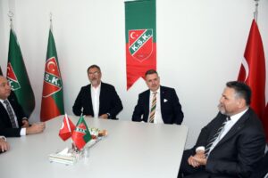 Karşıyaka‘da geçen yıl tartışmalı geçen 12 Ağustos 2023’teki son seçimli