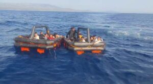 Sahil Güvenlik Komutanlığı ekipleri, dün saat 18.10’da İzmir, Karaburun ilçesi