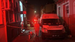 Olay, İzmir, Konak ilçesi Basmane semti 1296 Sokak’ta bir otelin