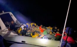İzmir’de 22 kaçak göçmen yakalandı, 15 kaçak göçmen kurtarıldı
