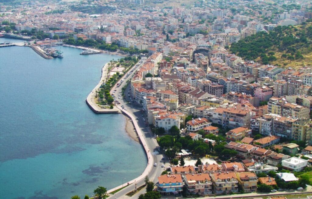 Dikili arıtma altyapısını çözemezse 5 yıl sonra deniz biter