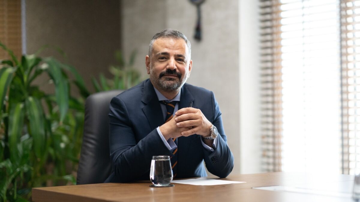 Aslanoğlu, CHP İzmir İl Başkanlığının Kültürpark da düzenlediği geleneksel bayramlaşma