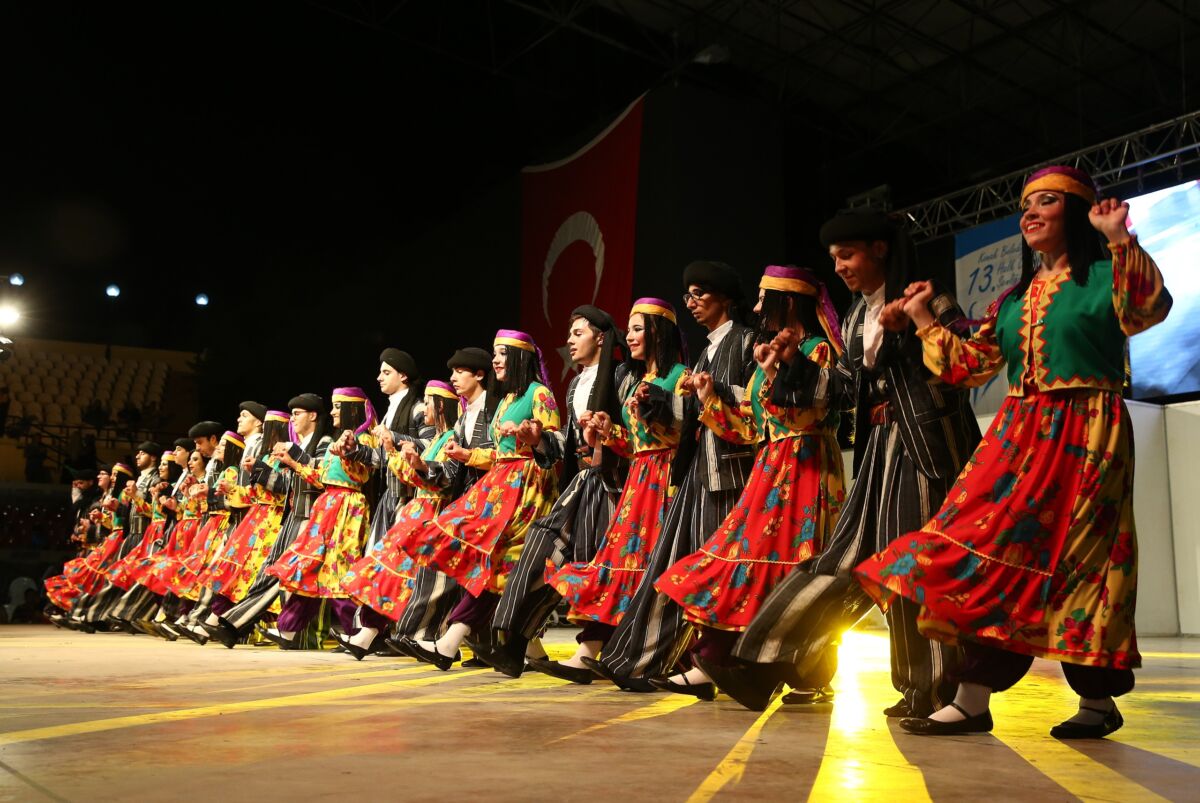 Konak haberleri
İzmir haberleri
Belediye haberleri
Konak Belediyesi haberleri
Nilüfer Çınarlı Mutlu haberleri
Halk oyunları