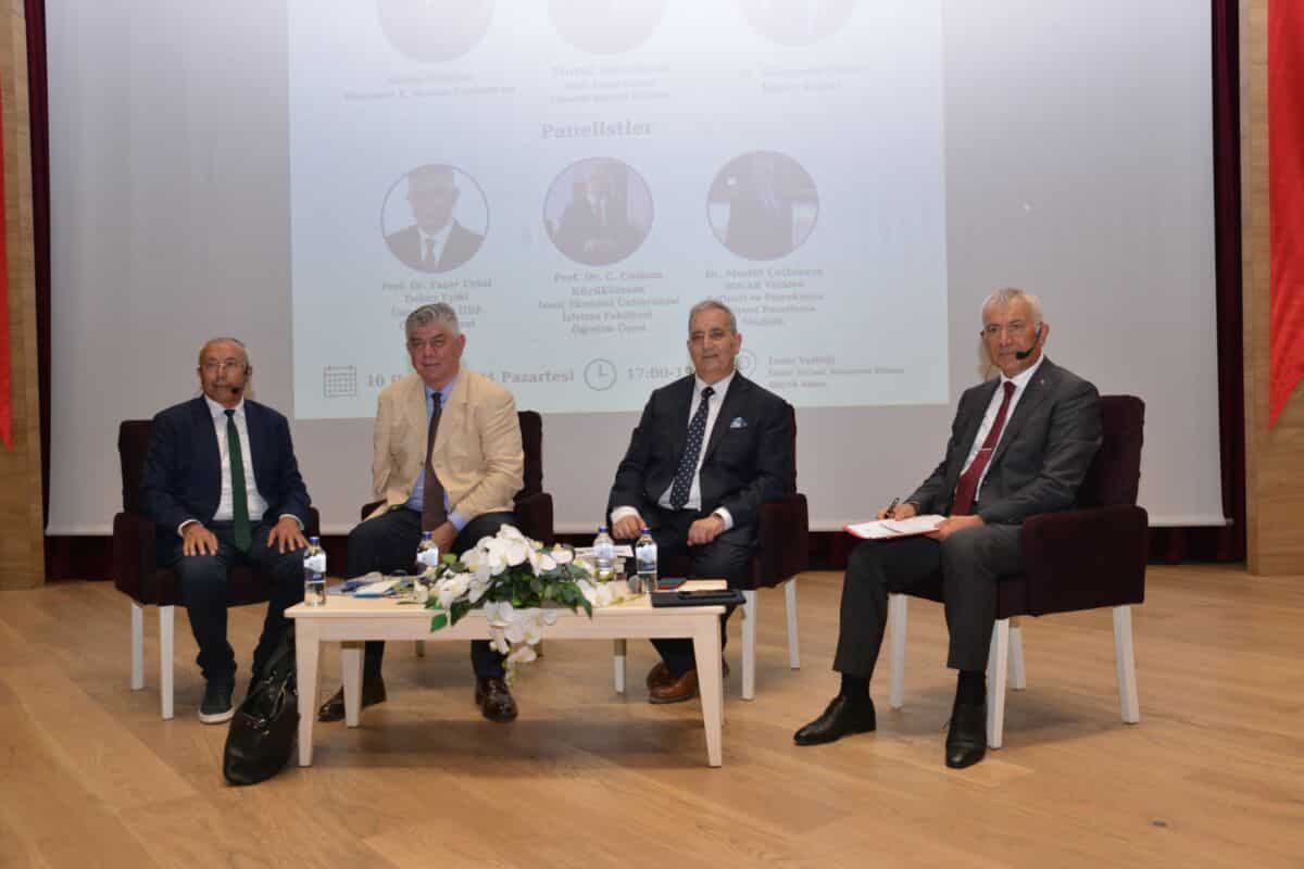 Ekonomi Muhabirleri Derneği (EMD) İzmir Şubesi tarafından düzenlenen ‘Cumhuriyetimizin İkinci
