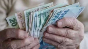 Hükümetin temmuz ayında Meclis’e sunmayı planladığı torba yasa taslağında, emeklilerle