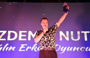 Tarihi Havagazı Fabrikası’nda düzenlenen ödül töreninde, Hülya Nutku Özel Ödülü’nü,