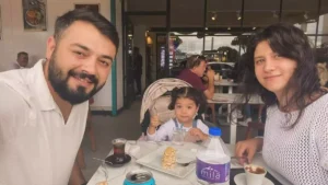 Manisa’nın Turgutlu ilçesinde, taksi ile minibüsün çarpıştığı kazada 5 kişi