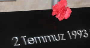 İzmir Büyükşehir Belediyesi, Ege 78’liler Demokrasi ve Dayanışma Derneği’nin katkılarıyla