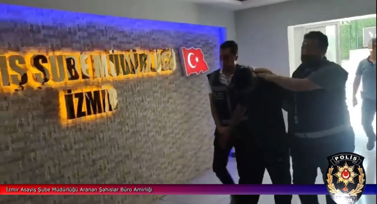 174 yıl hapisle aranan 17 yaşındaki hükümlü yakalandı Suç haberleri Polis haberleri Emniyet haberleri İzmir haberleri Gündem haberleri