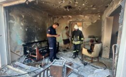 Evde meydana gelen patlamanın ardından yangın çıktı