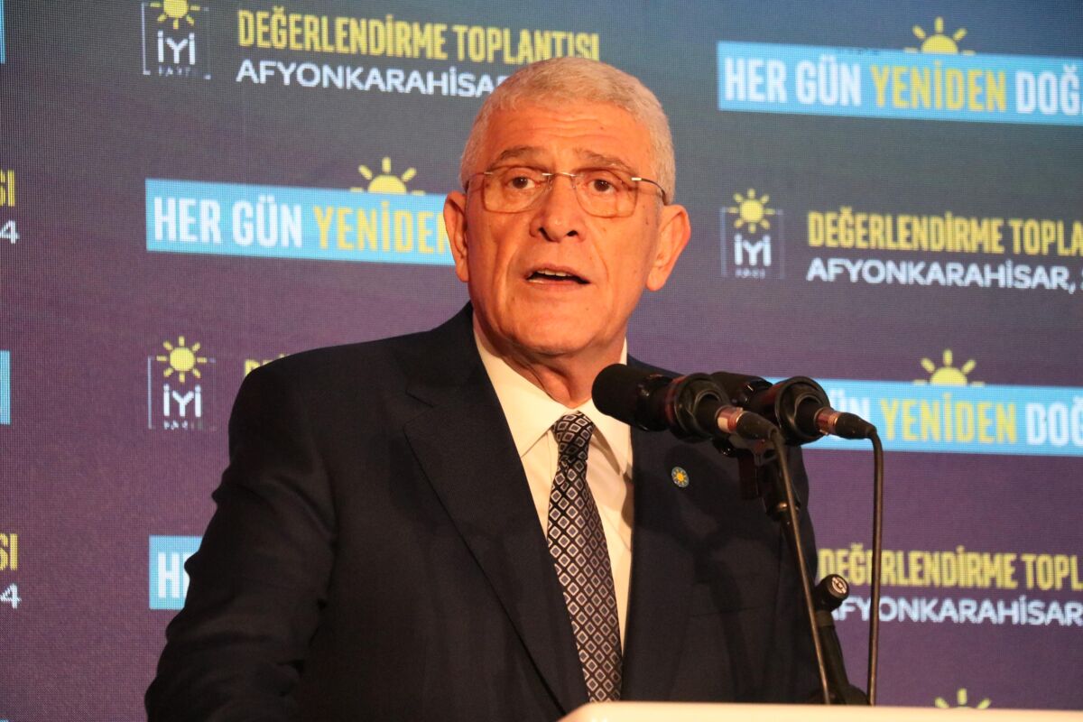 İYİ Parti’nin Afyonkarahisar Değerlendirme Toplantısı kentteki bir termal otelde başladı.