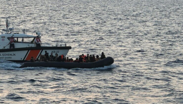İzmir açıklarında Kaçak Göçmen dramı: Bir günde 3 lastik botta, 88 göçmen yakalandı; 15’i kurtarıldı
