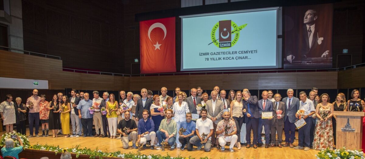 İzmir Gazeteciler Cemiyeti, kuruluşunun 78’inci ve 9 Eylül Gazetesi’nin 12’inci