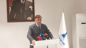 DEMOKRAT GÜNDEM- İzmir Büyükşehir Belediye Başkanı Cemil Tugay, kent gündemine