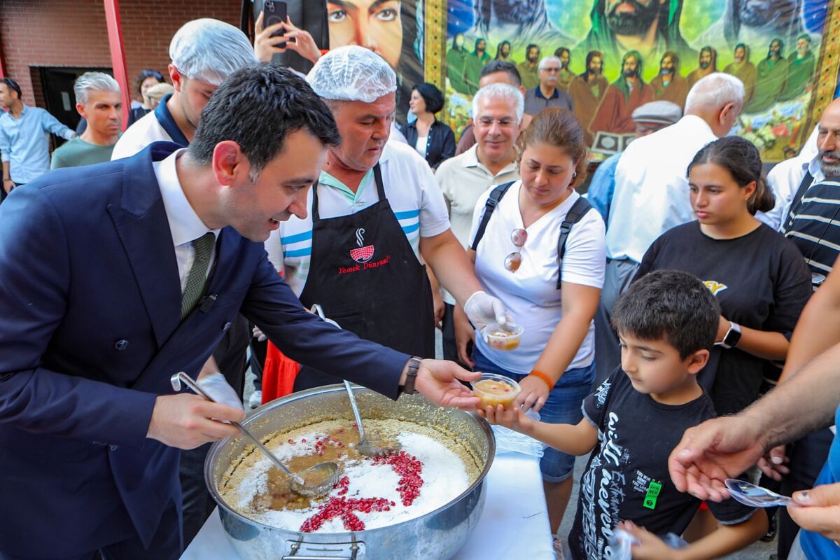 Bayraklı Belediyesi, birlik, bereket ve paylaşma ayı Muharrem ayında dört