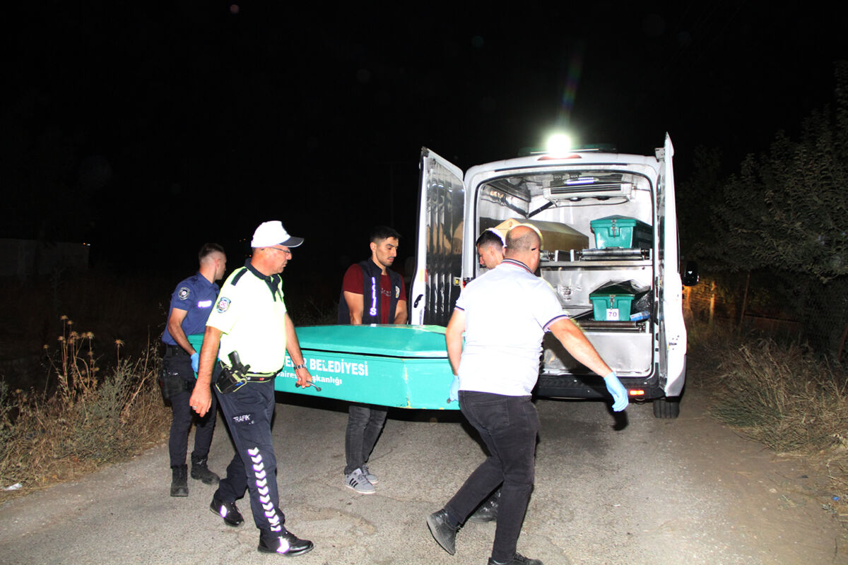 Manisa’nın Kula ilçesinde takla atan otomobildeki Mehmet Can Ünlü (22)