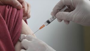 Aile hekimleri, Hepatit B başta olmak üzere bazı aşılarda tedarik