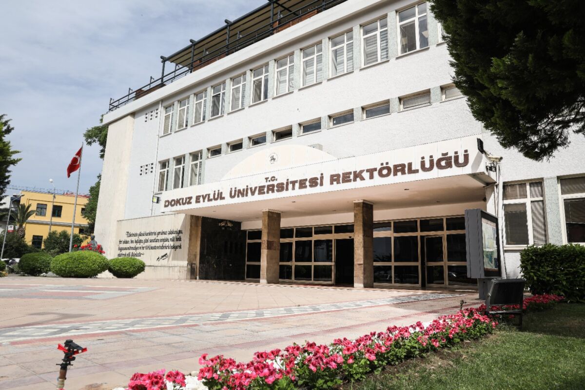 Prof. Dr. Nükhet Hotar’ın büyükelçi olarak atanması sonrası, vekaleten YÖK
