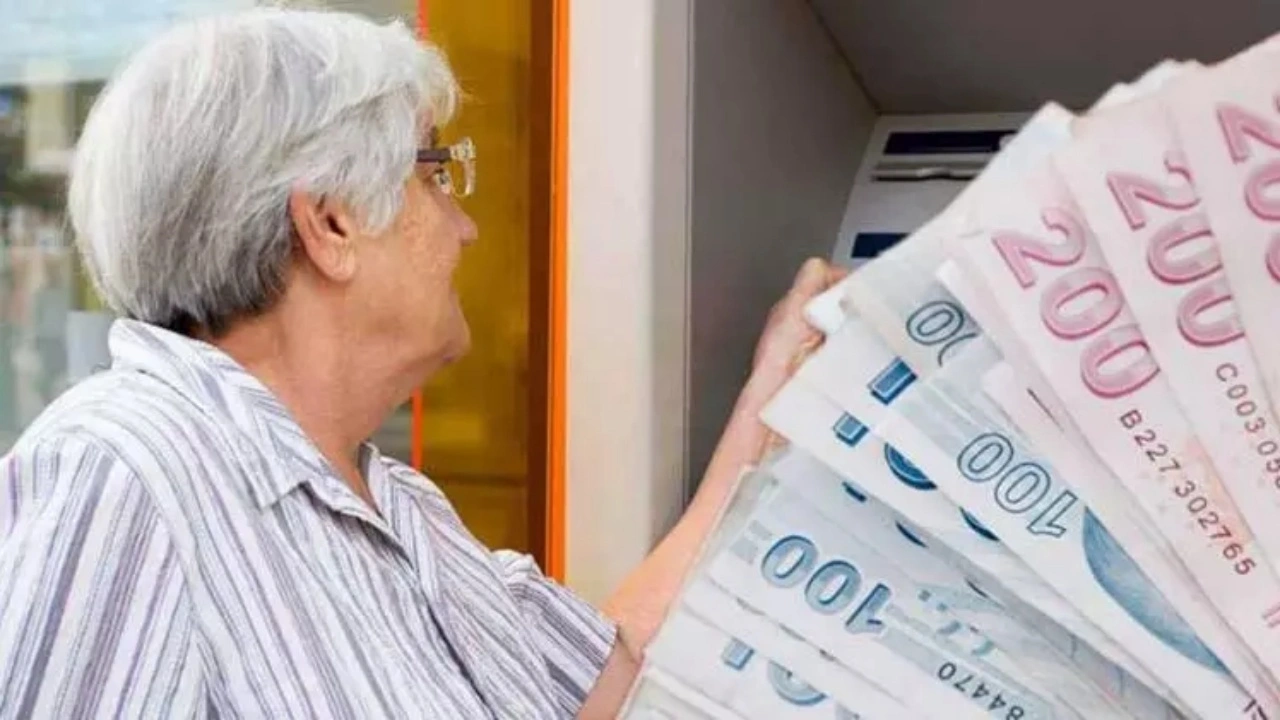 AK Parti kurmayları, en düşük emekli maaşının yükseltilmesi için adım