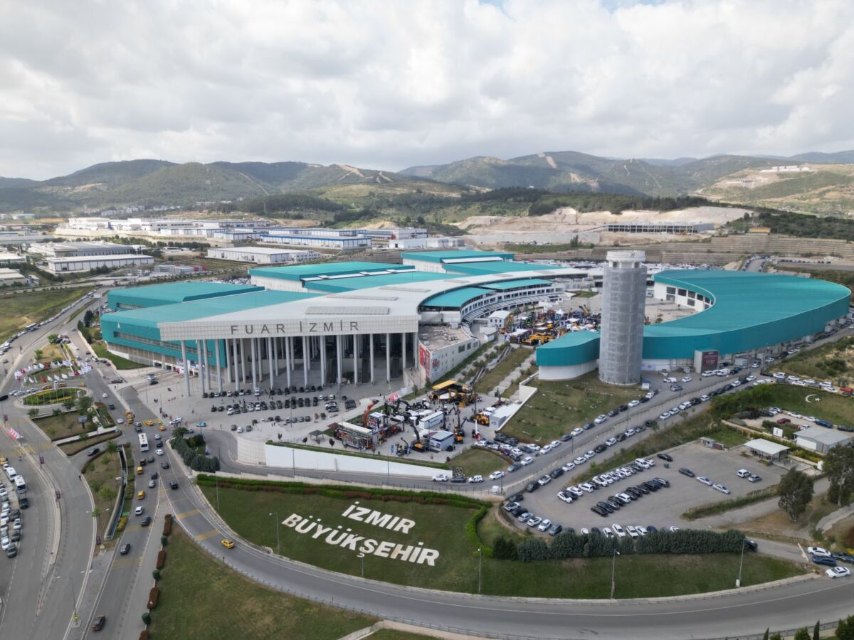 Türk fuarcılığının başkenti İzmir, bu yılın ilk yarısında düzenlenen fuarlarda
