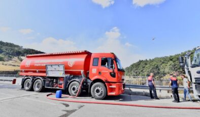 İzmir itfaiyesi Bornova’daki yangın bölgesinde: Karadan ve havadan müdahale sürüyor