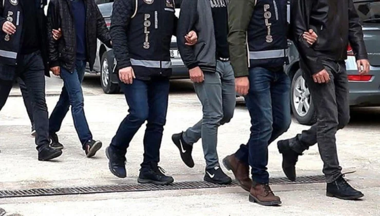 İzmir’de firari 4 şüpheli yakalandı