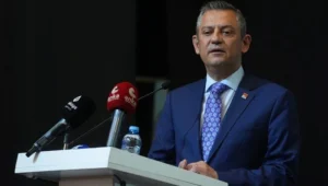 CHP Genel Başkanı Özgür Özel, sahipsiz hayvanlara yönelik düzenlemeler içeren