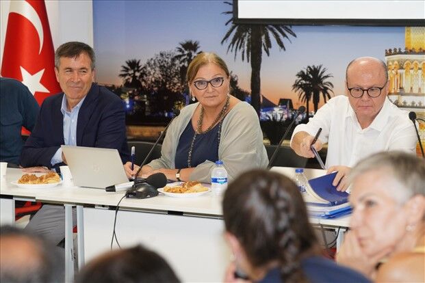 İzmir Büyükşehir Belediyesi, sokak hayvanlarına yönelik eylem planı hazırlıyor. ‘Sahipsiz